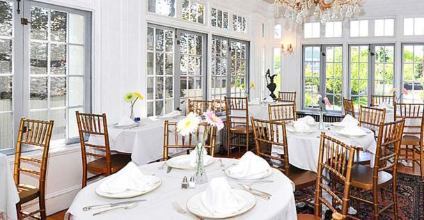 Edgewood Manor Inn Bed And Breakfast Providence Exterior photo